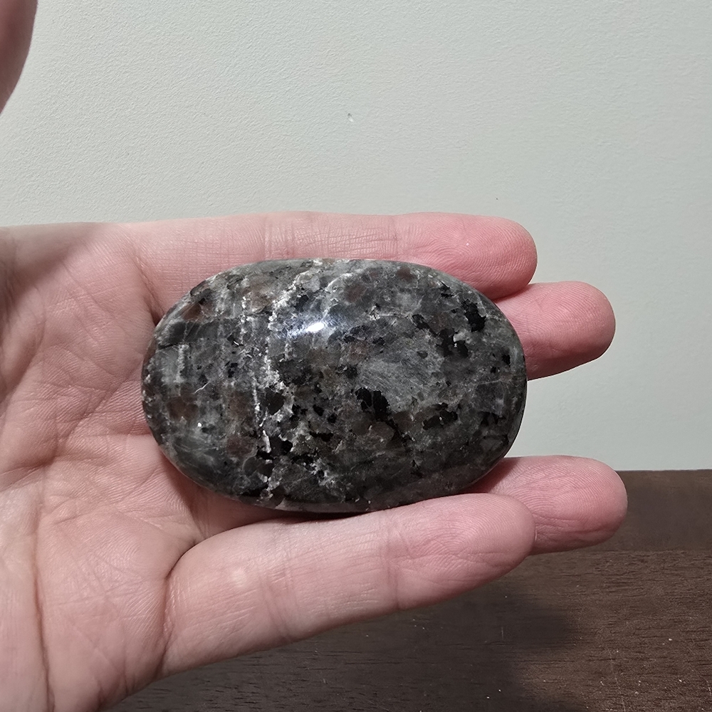 Yooperlite Crystal Palmstone #A - Picture 4 of 8